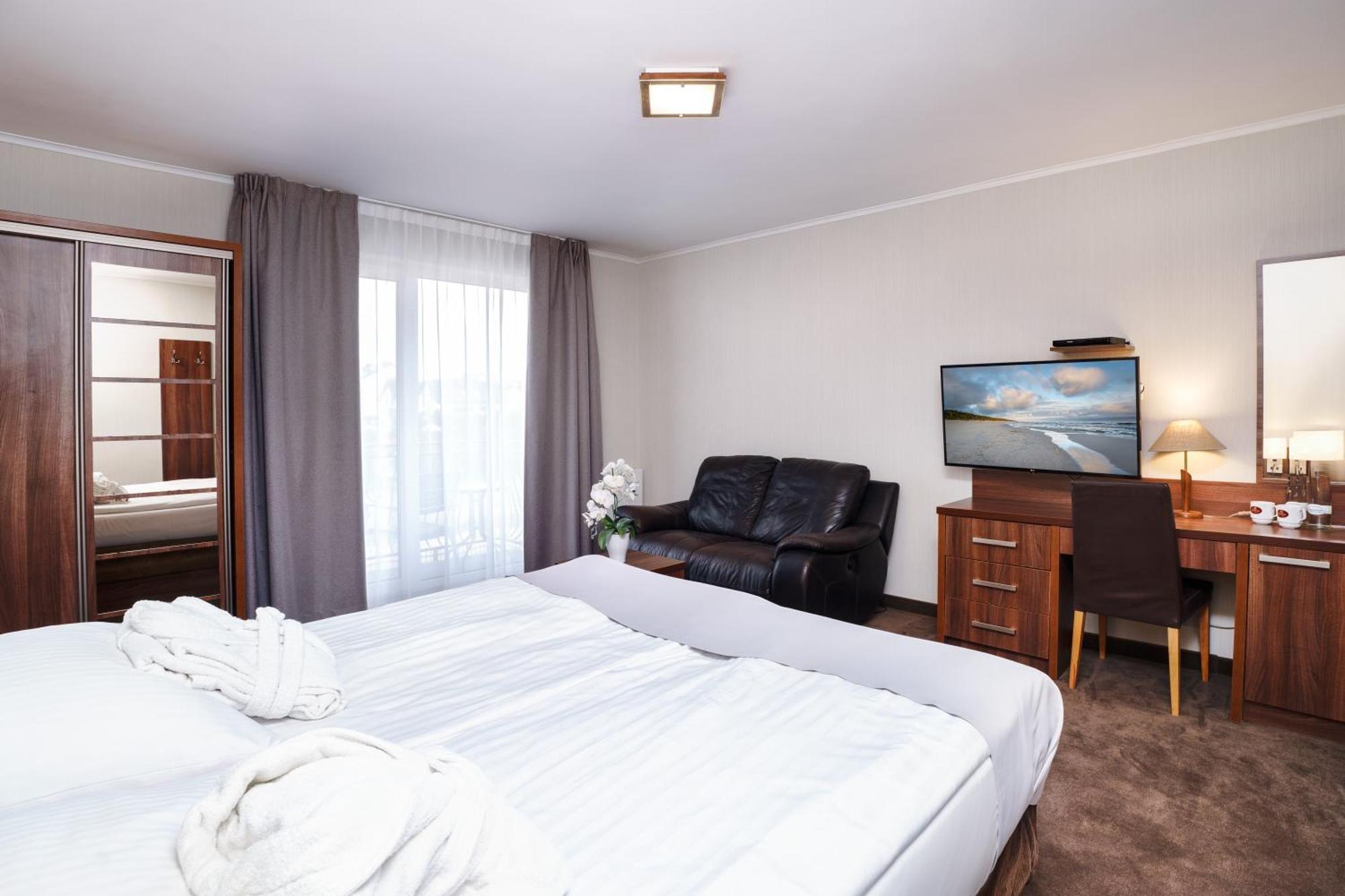 Hotel Spa Activia Jastrzębia Góra Dış mekan fotoğraf