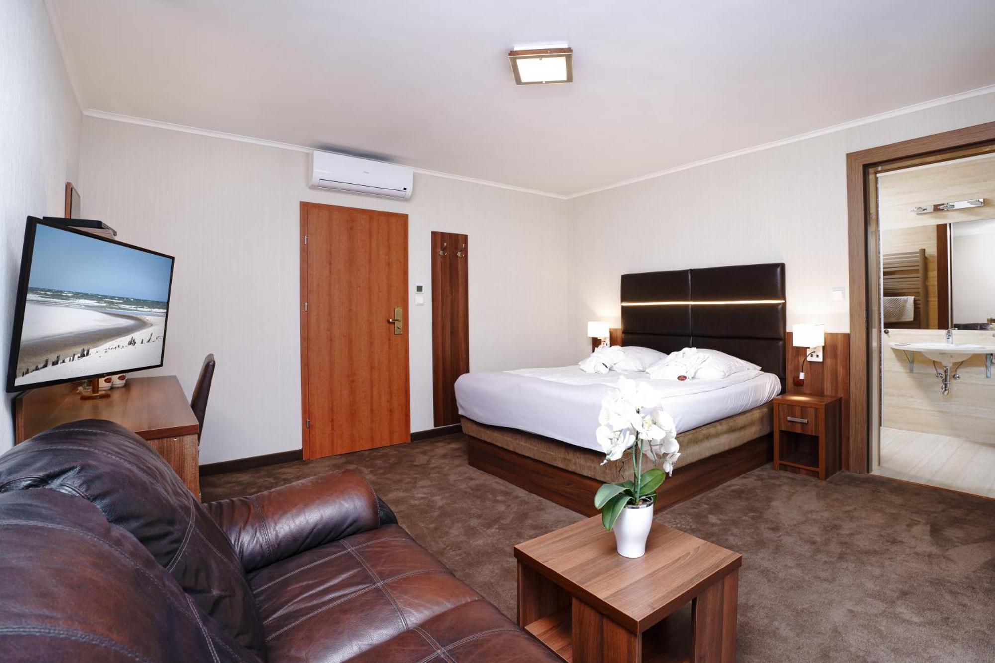 Hotel Spa Activia Jastrzębia Góra Dış mekan fotoğraf