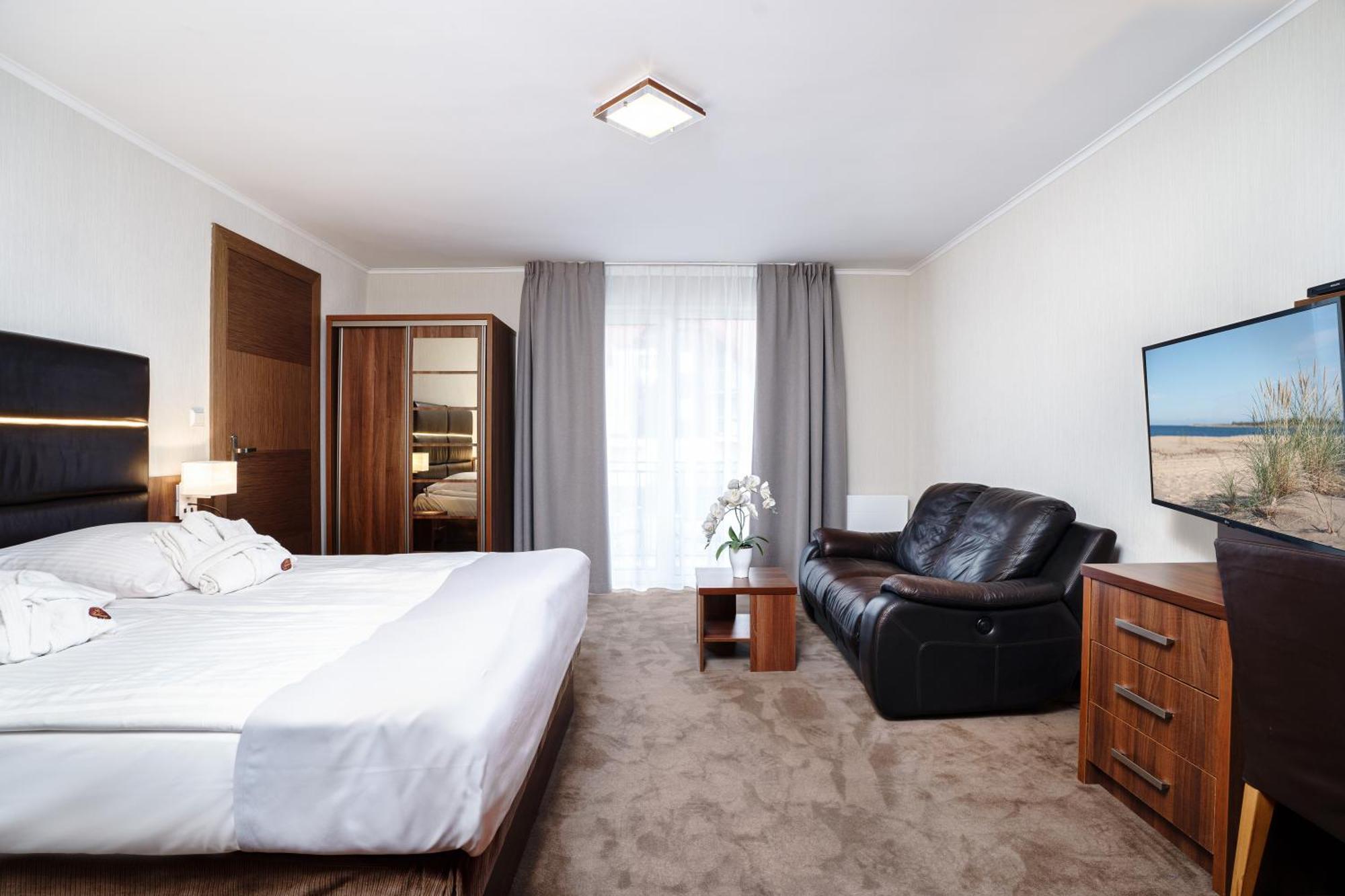 Hotel Spa Activia Jastrzębia Góra Dış mekan fotoğraf