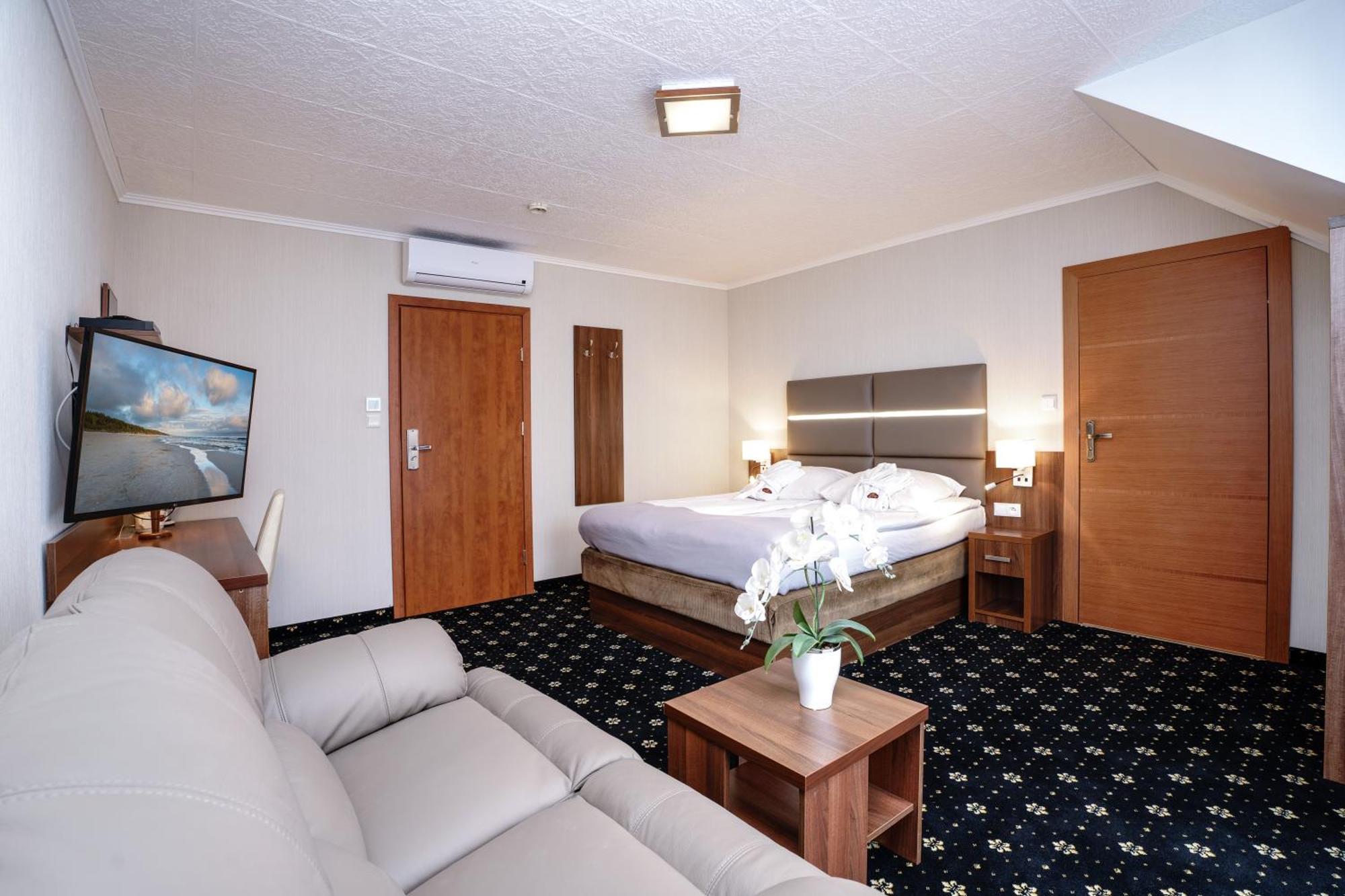 Hotel Spa Activia Jastrzębia Góra Dış mekan fotoğraf