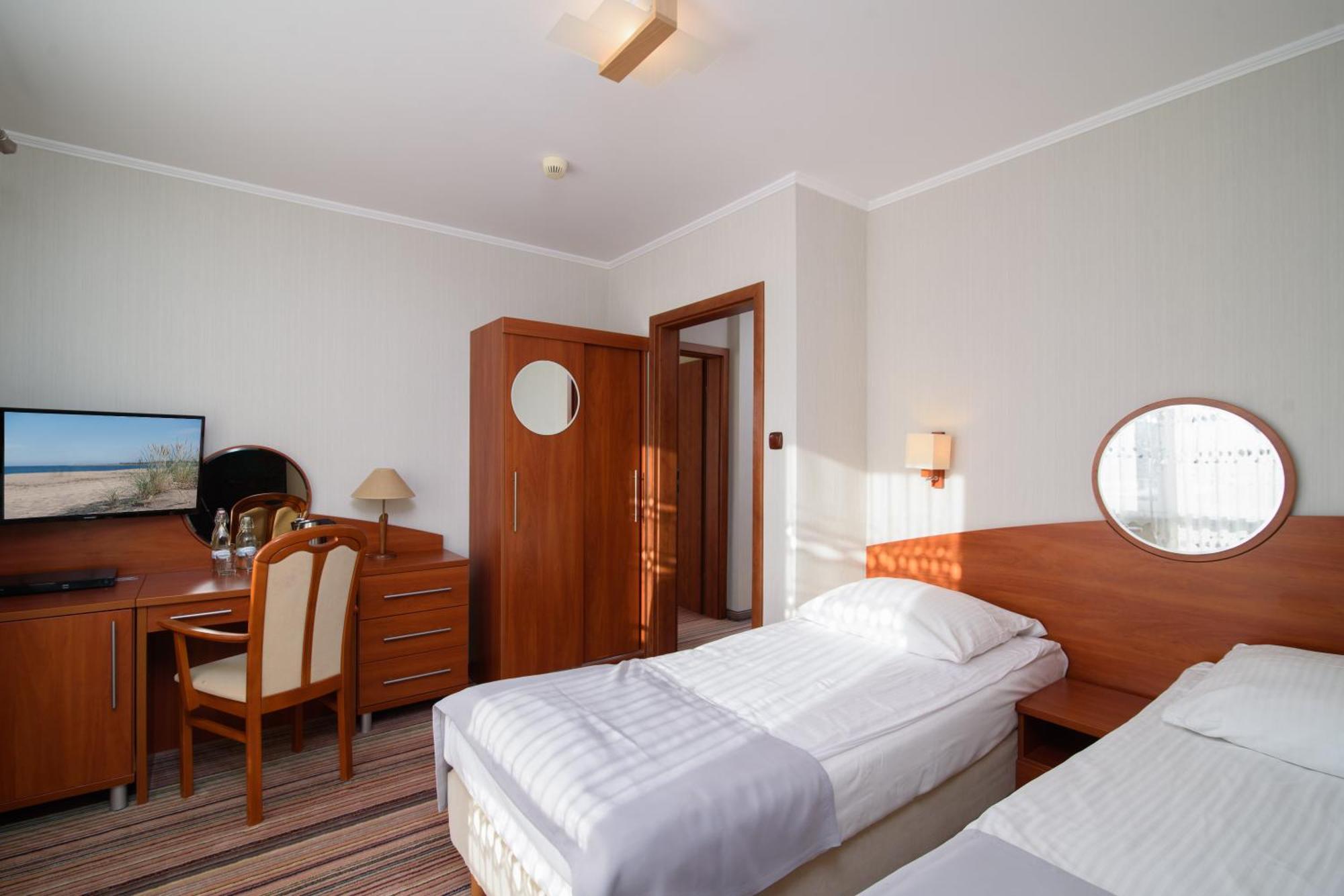 Hotel Spa Activia Jastrzębia Góra Dış mekan fotoğraf